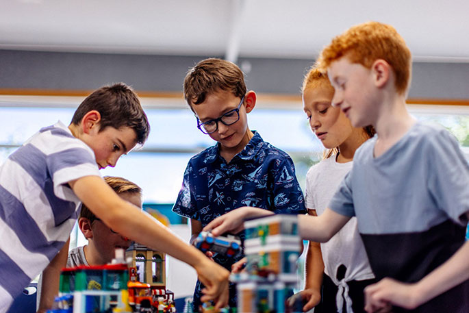 Building friendships through collaborative LEGO® play The Brick-by-Brick® programme represents the world’s leading, evidence-based resource in LEGO® based therapy, created by a team of child development experts at Play Included.