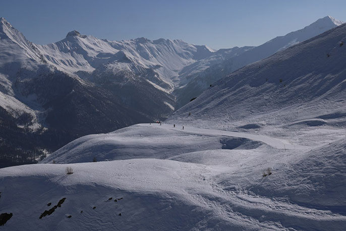 Whether you are a seasoned skier* or a beginner, this Alpine adventure in the French Alps, is for you.